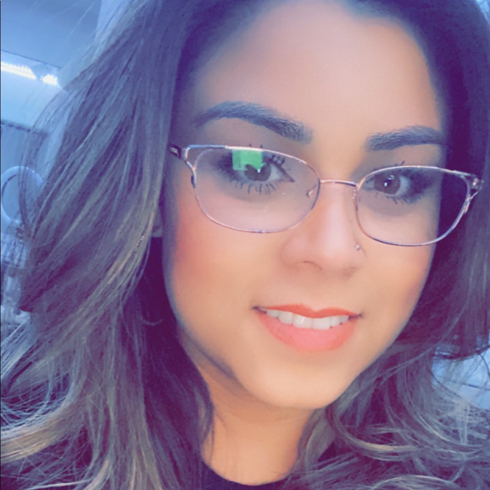 Meet your Posher, Lynnette